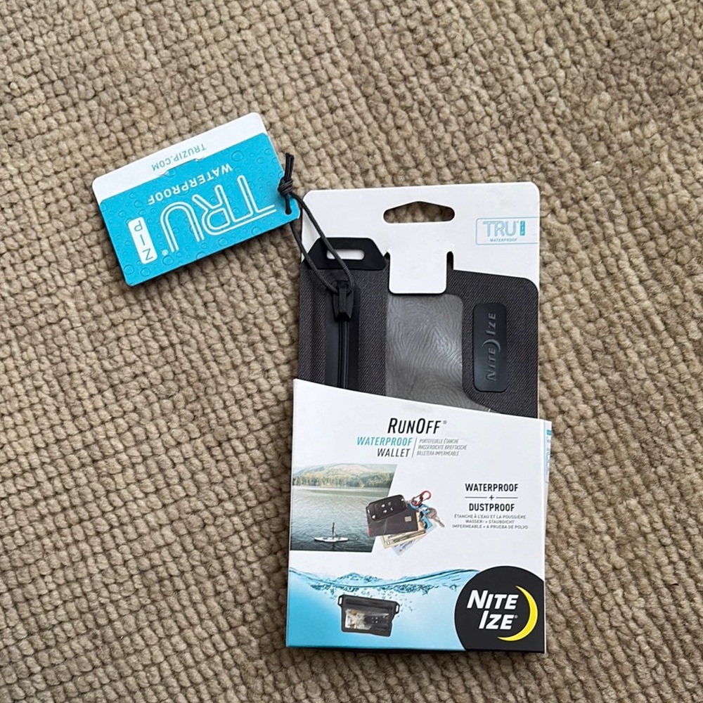 Nite Ize Waterproof Wallet in Black. Adventure safe!